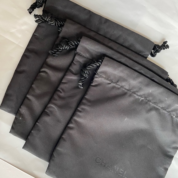 12 x Chanel Samples Gift Pack Mascara COCO MADEMOISELLE Night Crème Dust Bags - Picture 5 of 6